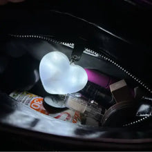 LuzSmart™ – Luminaria LED Táctil en Forma de Corazón
