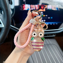 Búho Glam™ – Llavero de Búho con Cristales y Detalle de Taza