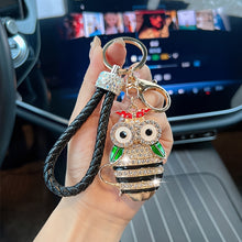 Búho Glam™ – Llavero de Búho con Cristales y Detalle de Taza