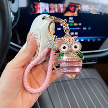 Búho Glam™ – Llavero de Búho con Cristales y Detalle de Taza